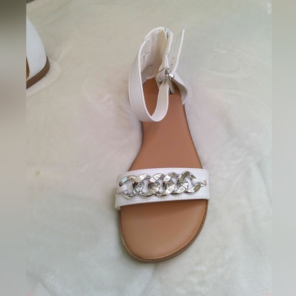 TORRID SANDALS - Picture 3 of 13